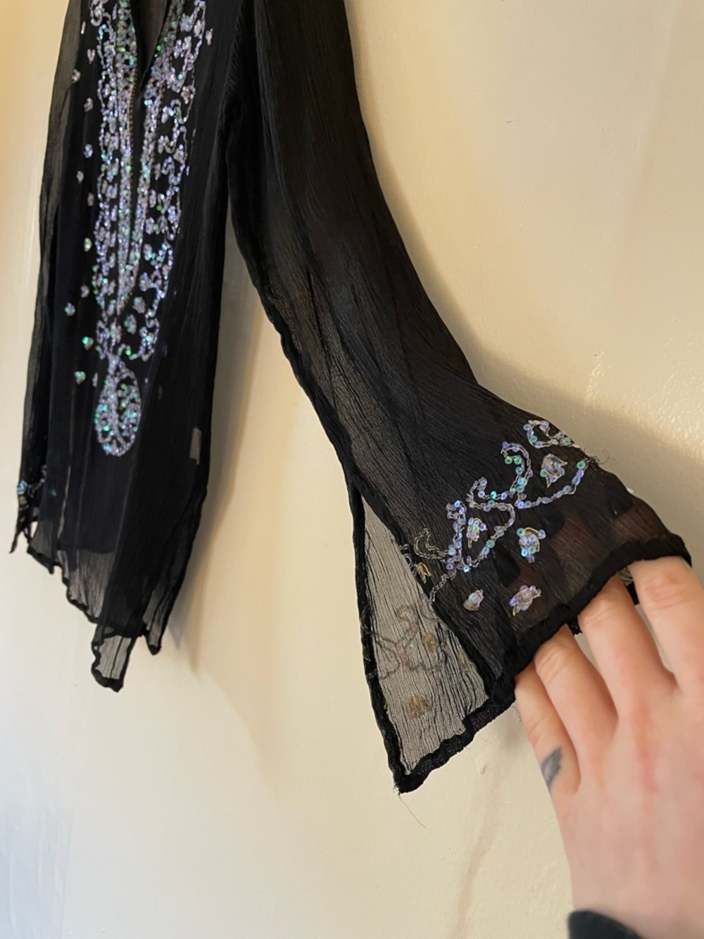 VENUS Black LongSleeve Embellished 100% Silk Y2K Top Tunic Beach Summer Cover - Picture 10 of 16